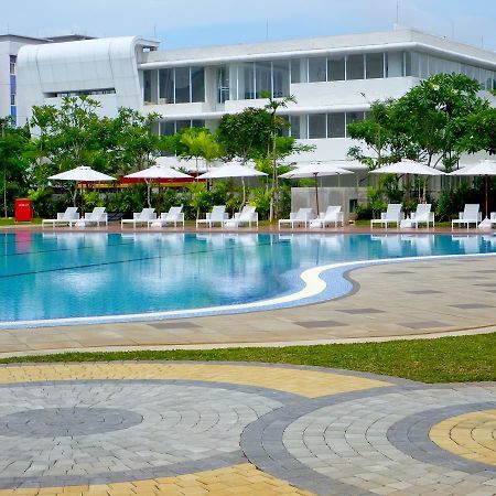 Nunia Inn Bandara Jakarta Tangerang Extérieur photo